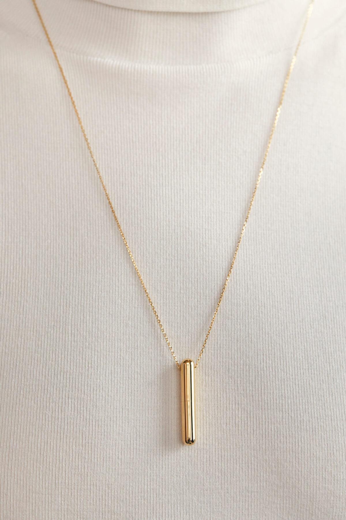 Necklaces Mini Capsule Necklace, yellow gold with fast delivery from Guzema