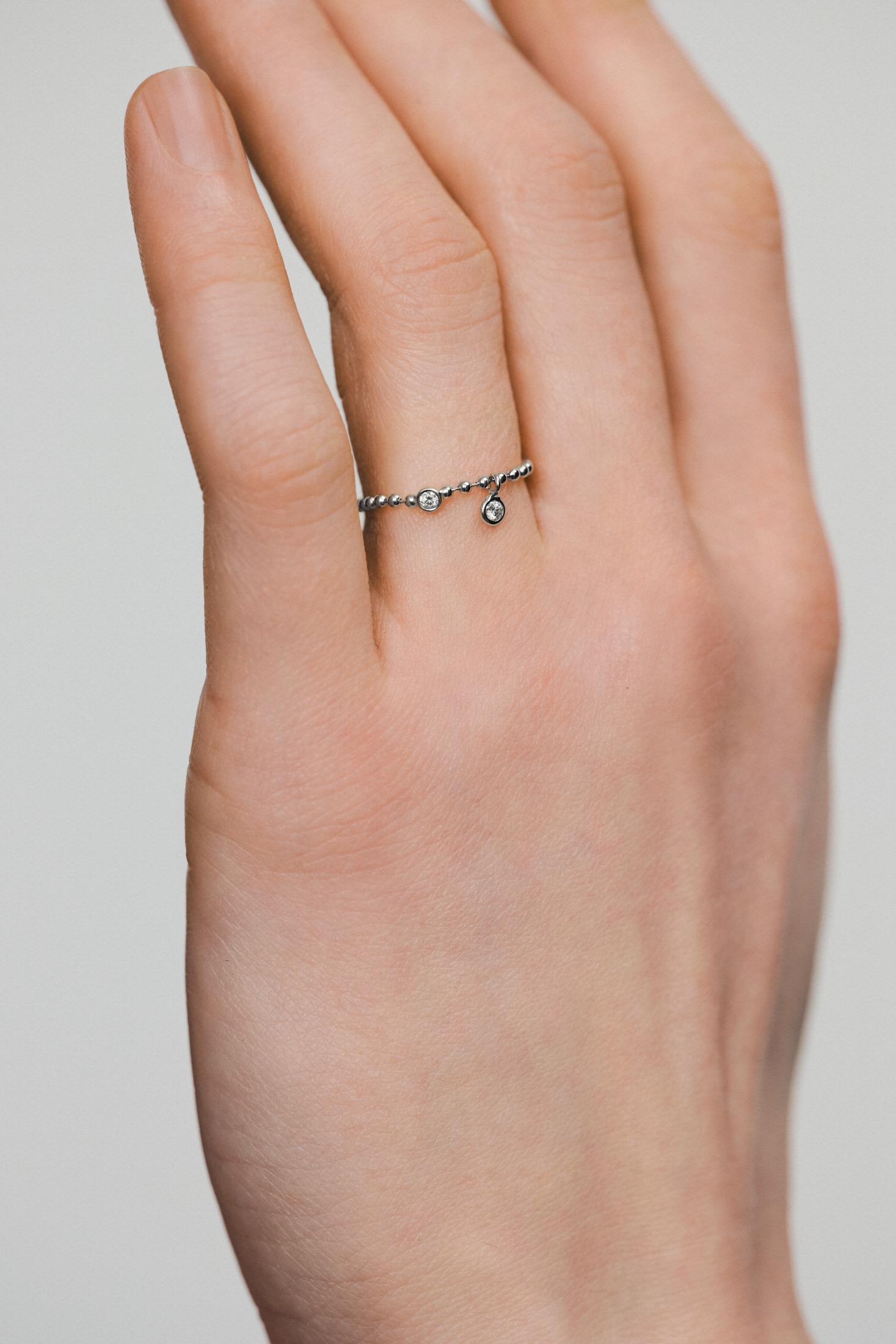 Rings Duo Diamonds Eternal Ring, white gold with luxury craftsmanship from Guzema