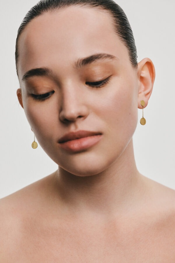 Earrings Flat Drop Earrings, yellow gold for stylish and elegant looks