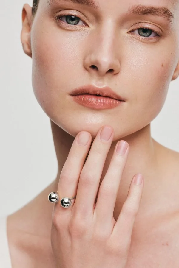 Rings Bold Duo Orb Ring, white gold with modern design available now