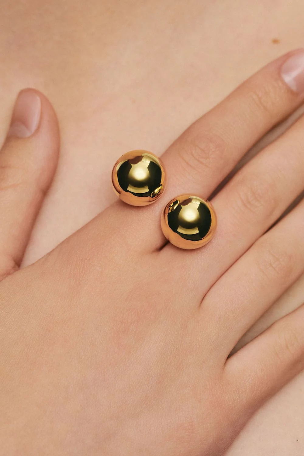 Rings Bold Duo Ring, yellow gold with luxury craftsmanship from Guzema