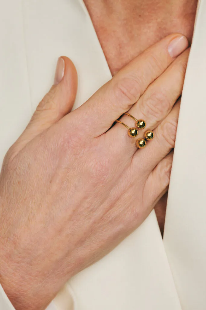 Rings Tetra Orb Ring, yellow gold with modern design available now