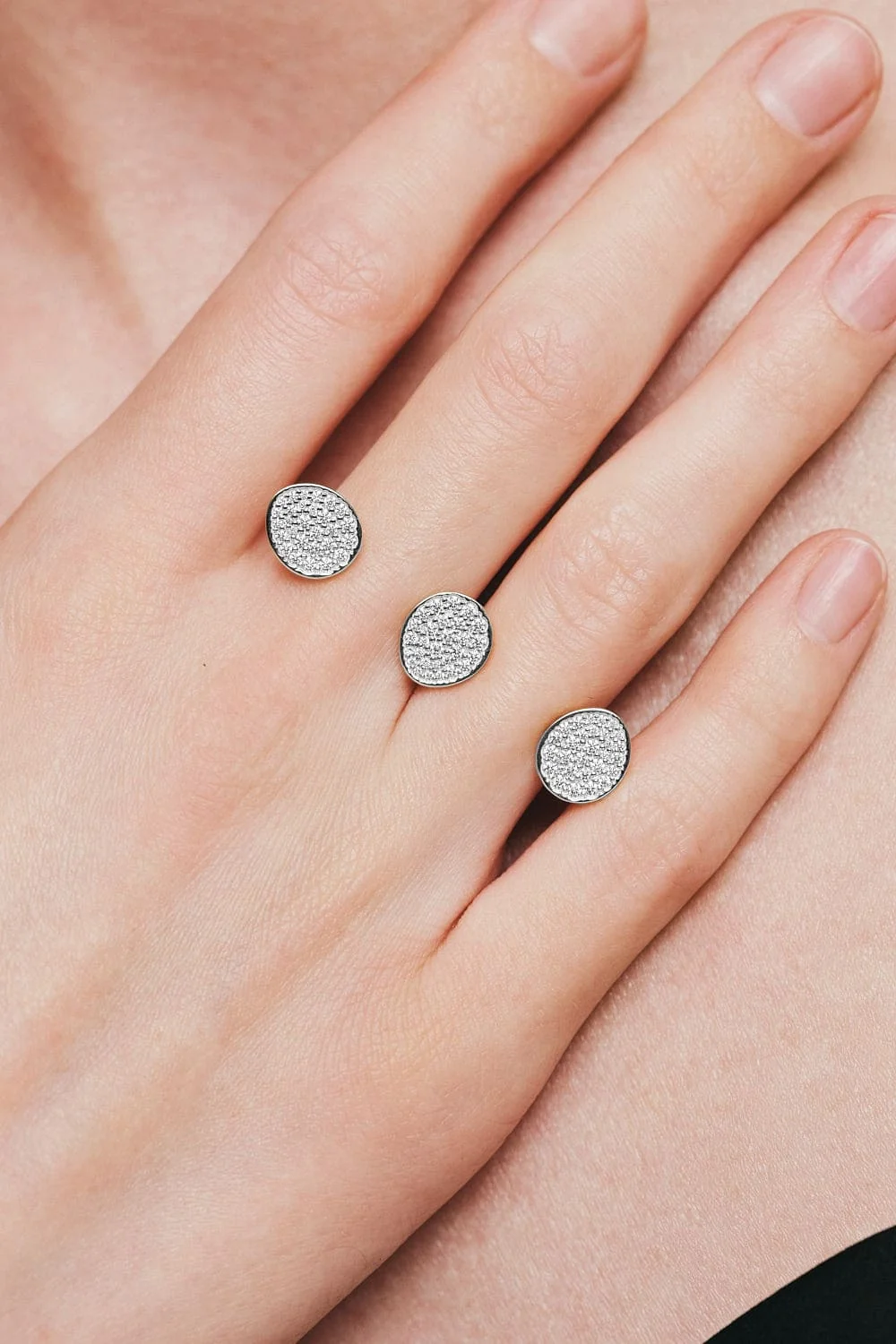 Rings Trio Flat Ring, diamonds, white gold with modern design available now