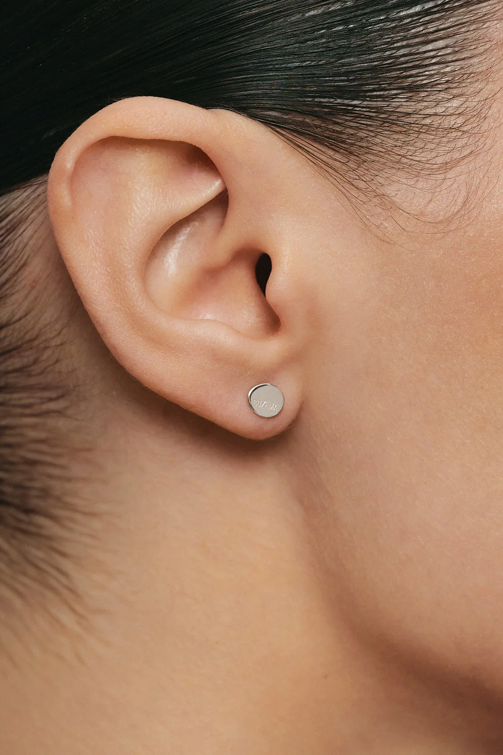 Earrings Flat Mini Earrings, white gold for a unique and sophisticated look