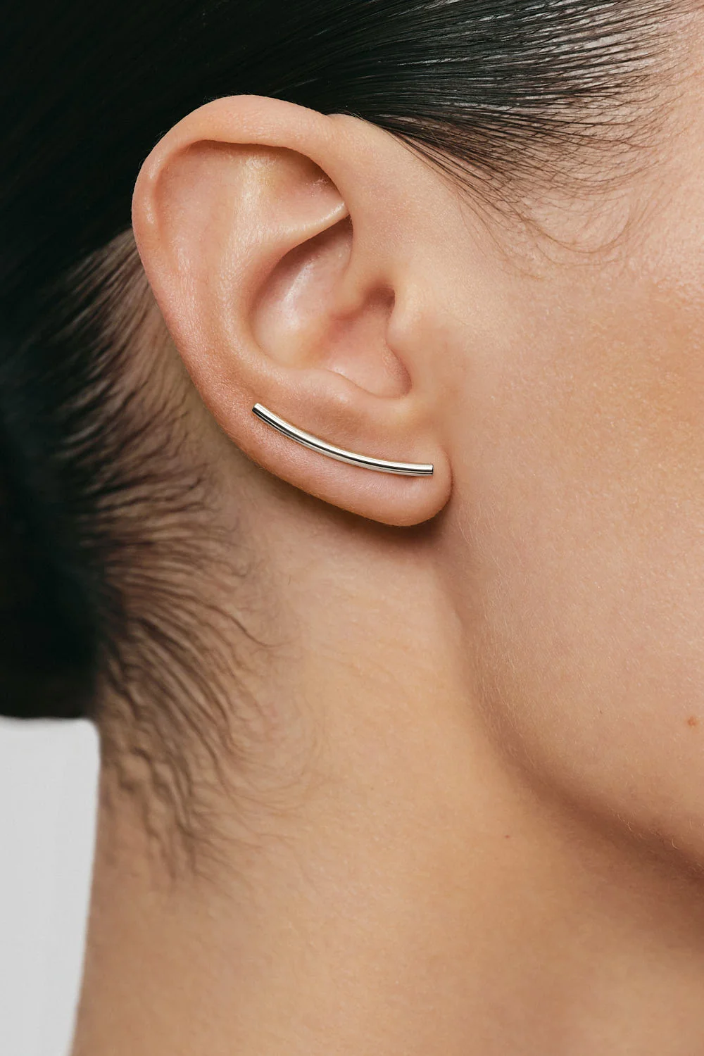 Earrings Arc earrings, white gold with timeless design by Guzema