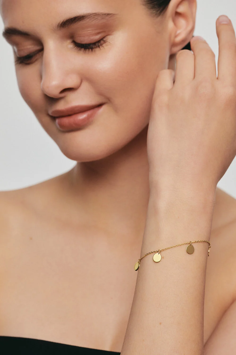 Bracelets Flat Quintet Bracelet, yellow gold with modern elegance