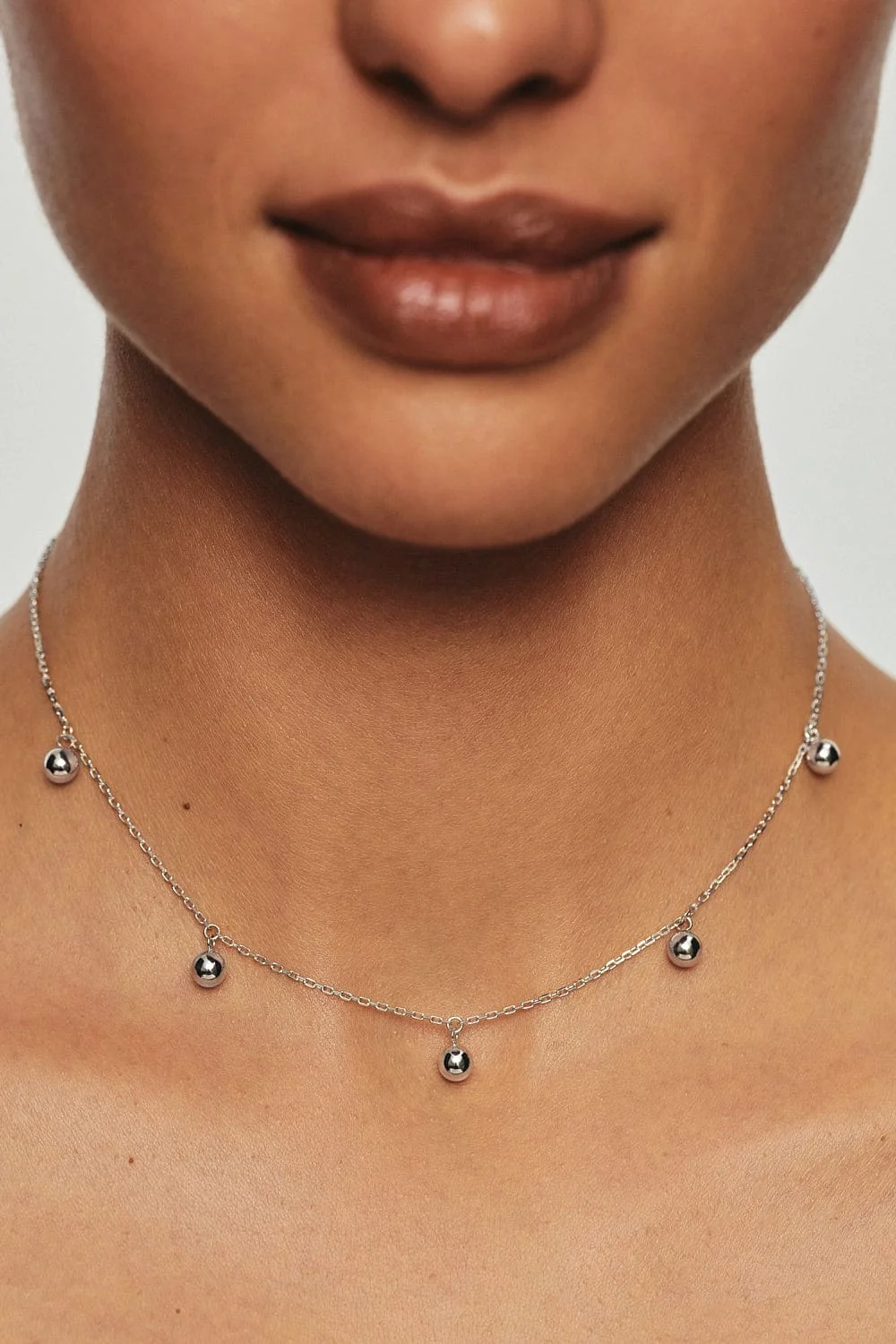 Custom Necklaces Quintet Orb Necklace, white gold for a luxurious style