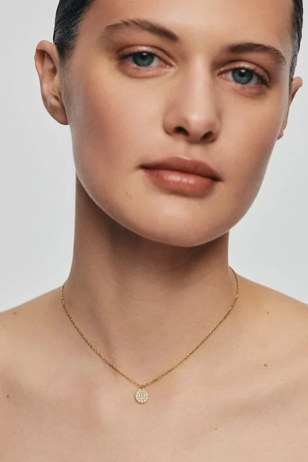 Necklaces Mono Flat Necklace, diamonds, yellow gold with fast delivery from Guzema