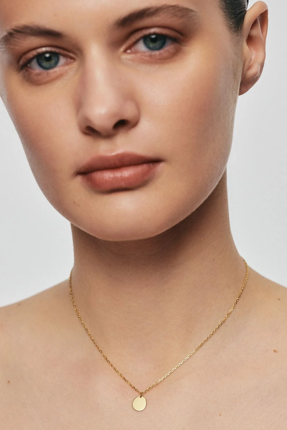 Necklaces Mono Flat Necklace, yellow gold with fast delivery from Guzema