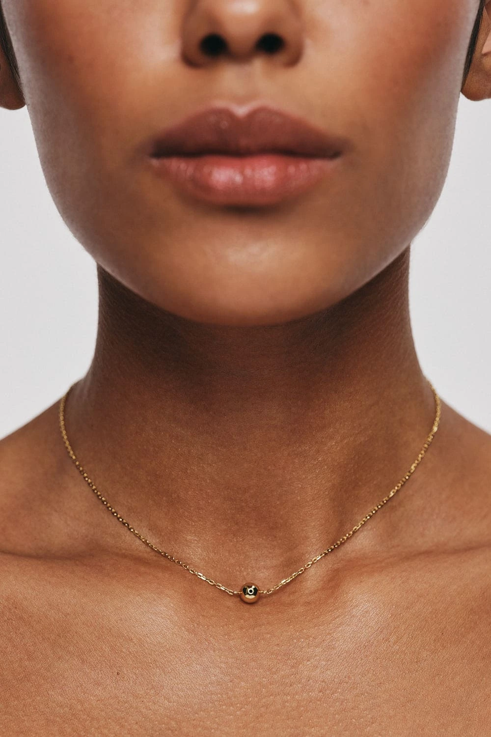Exclusive Necklaces Duo Transformer Necklace, yellow gold from Guzema