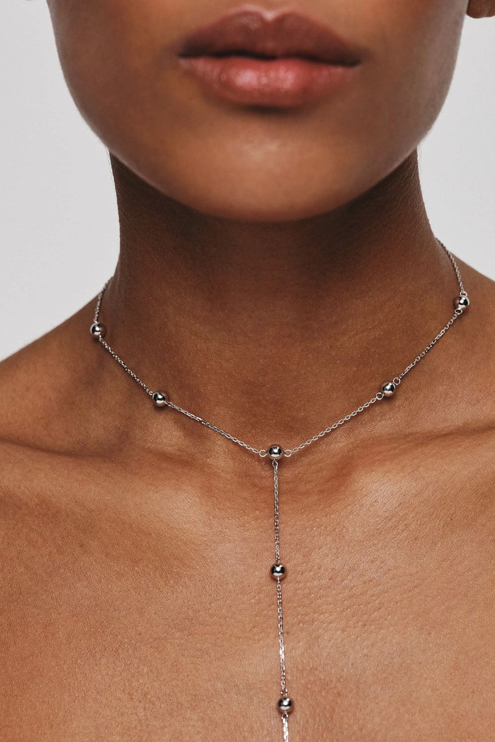 Custom Necklaces Orbs Transformer Necklace, white gold for a luxurious style