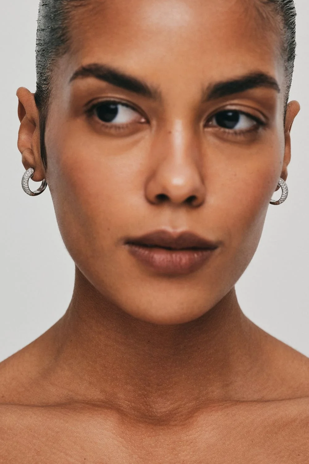 Earrings Diamond Bold Hug Hoops, white gold for stylish and elegant looks