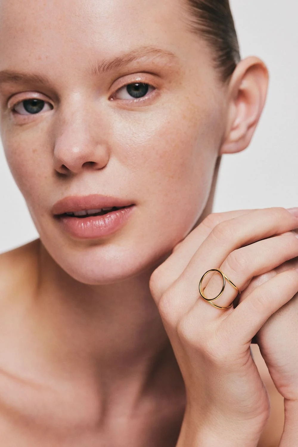 Rings Circle Ring, yellow gold with modern design available now