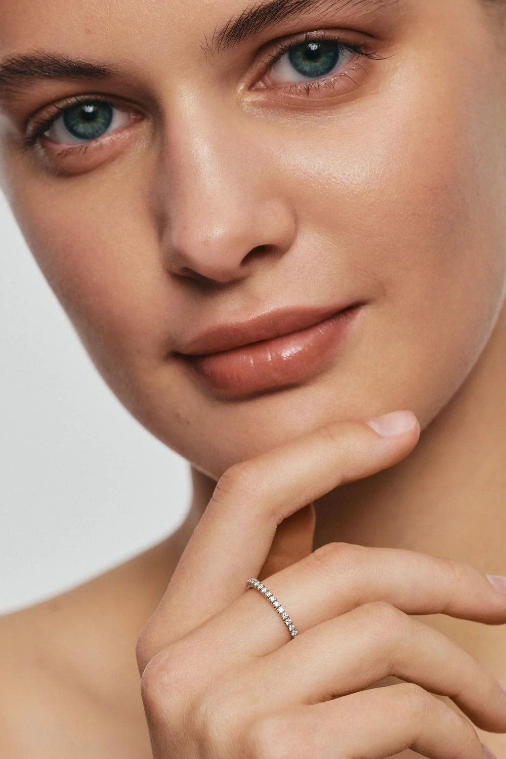 Rings Eternity Ring, diamonds, white gold with modern design available now