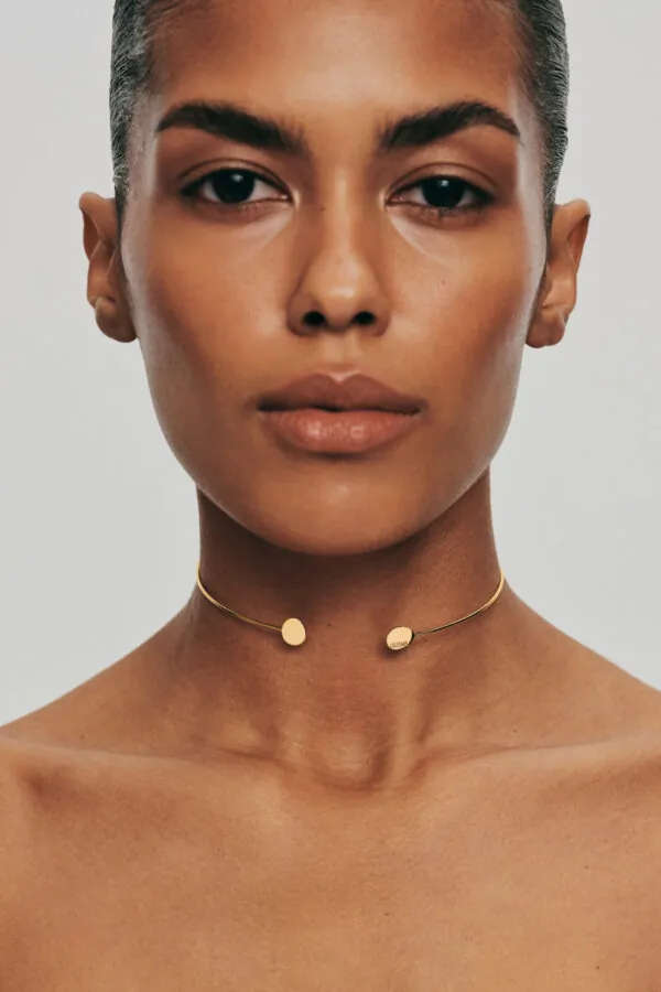 Chokers Flat choker, yellow gold with a unique touch from Guzema