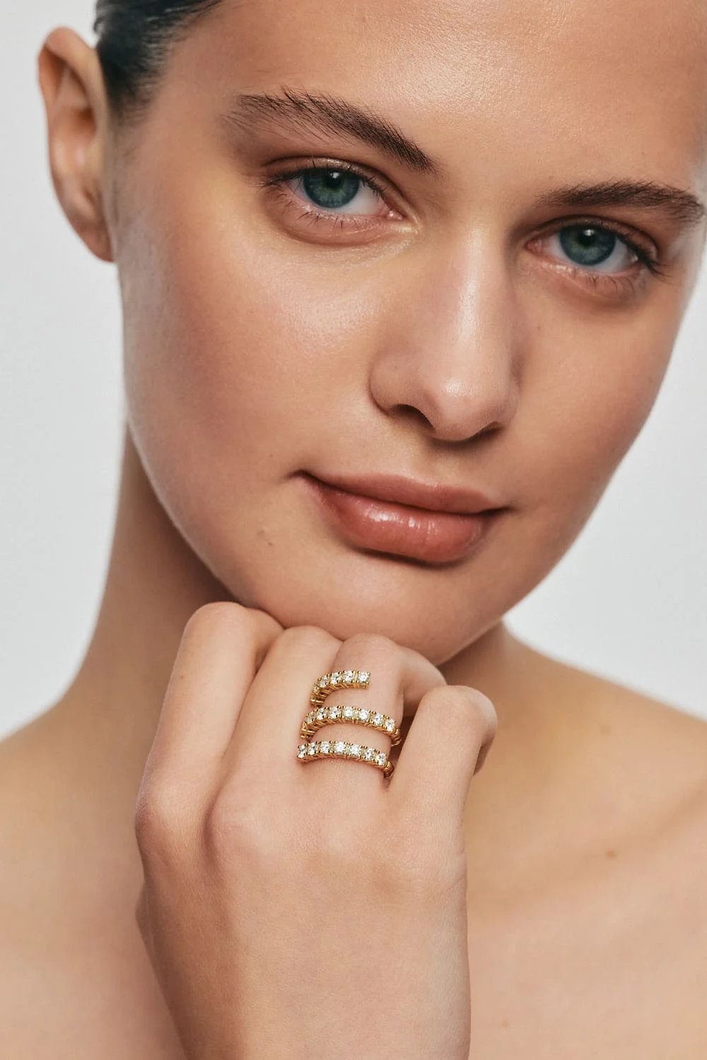 Rings Trio Spiral Ring, diamonds, yellow gold with modern design available now
