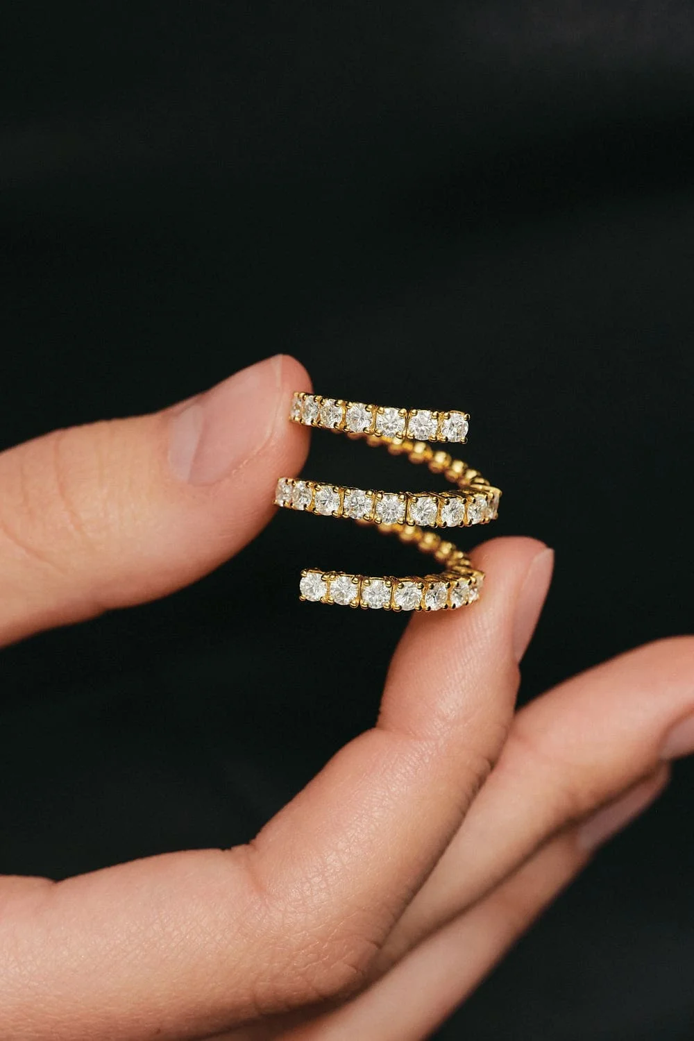 Rings Trio Spiral Ring, diamonds, yellow gold with luxury craftsmanship from Guzema