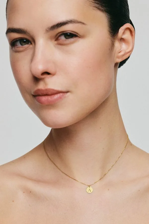Exclusive Necklaces Necklace with Initial, yellow gold from Guzema