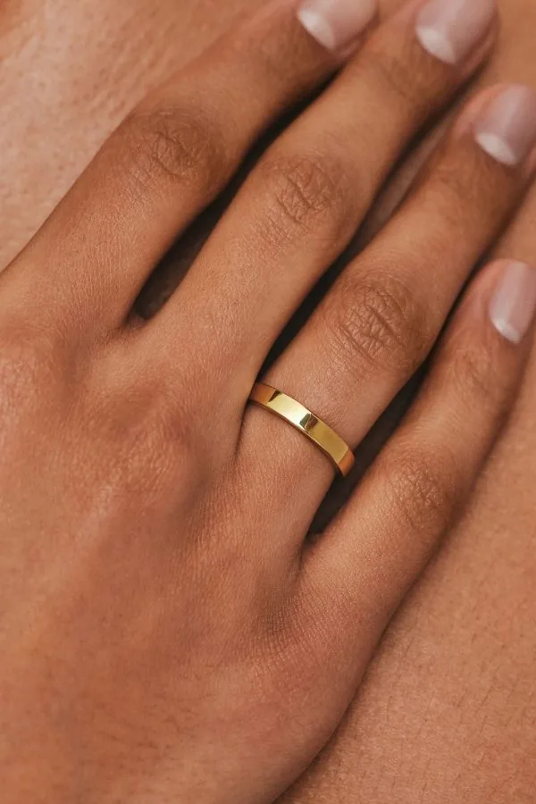 Rings True Wedding Ring, yellow gold with luxury craftsmanship from Guzema