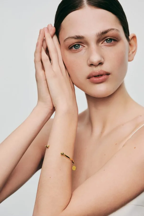Bracelets Arc Bracelet, yellow gold with modern elegance