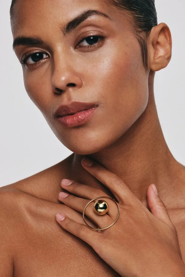 Rings Bold Planet Ring, yellow gold with luxury craftsmanship from Guzema
