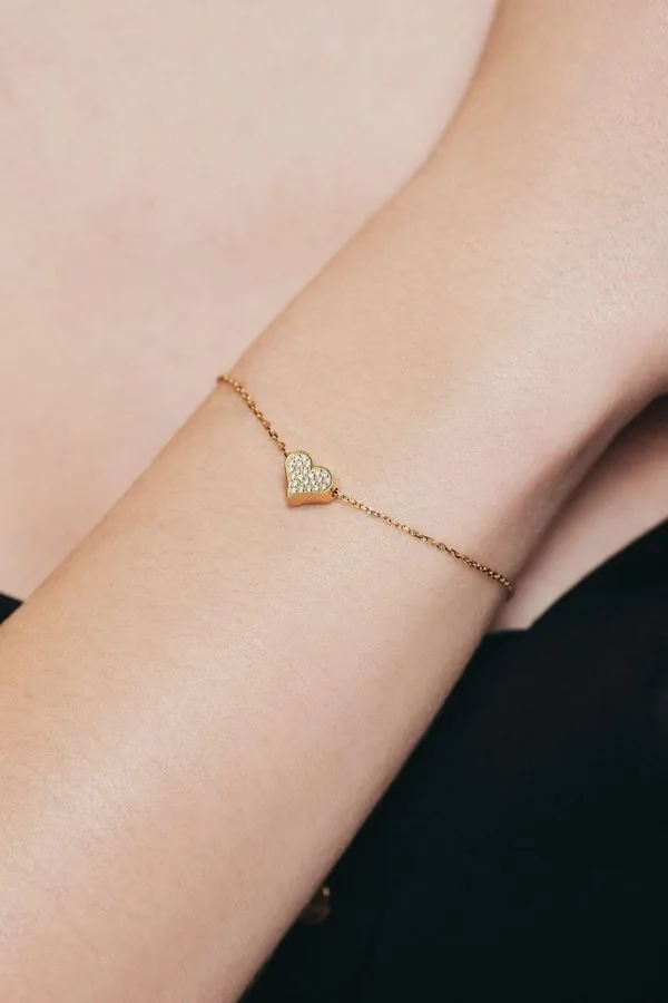 Bracelets Heart Bracelet, diamonds, yellow gold for everyday elegance