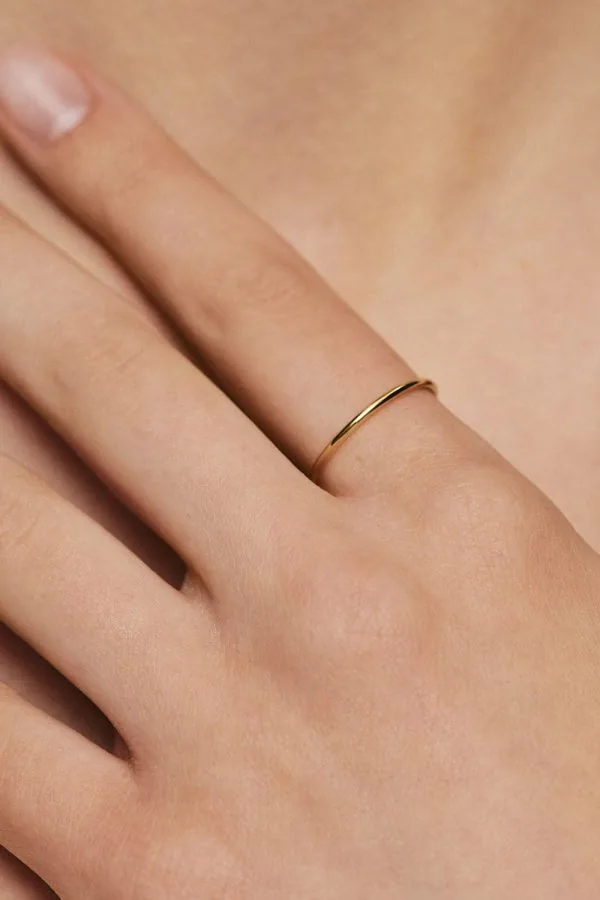 Rings Solo Ring, yellow gold with luxury craftsmanship from Guzema