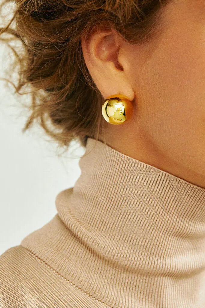 Earrings Bold Sphere Earrings, yellow gold for stylish and elegant looks