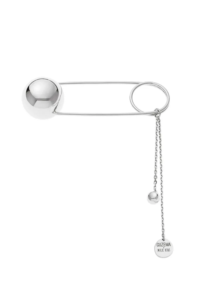 Bold pin
