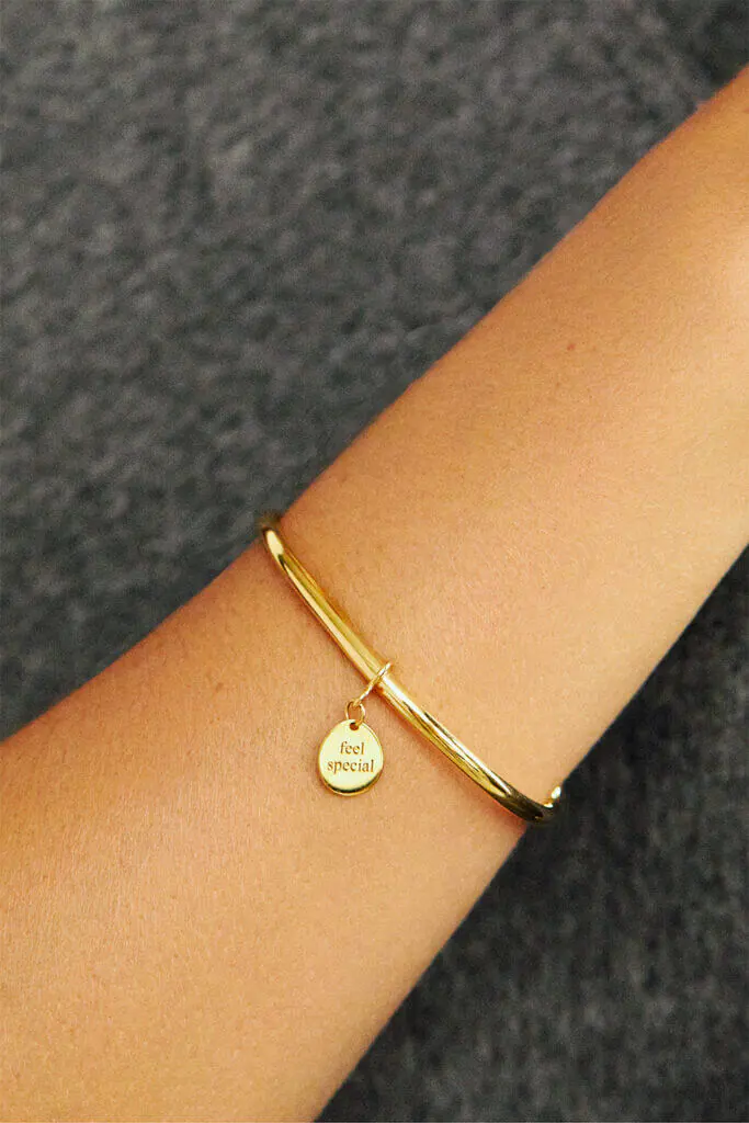 Bracelets Arc Bracelet, yellow gold for everyday elegance