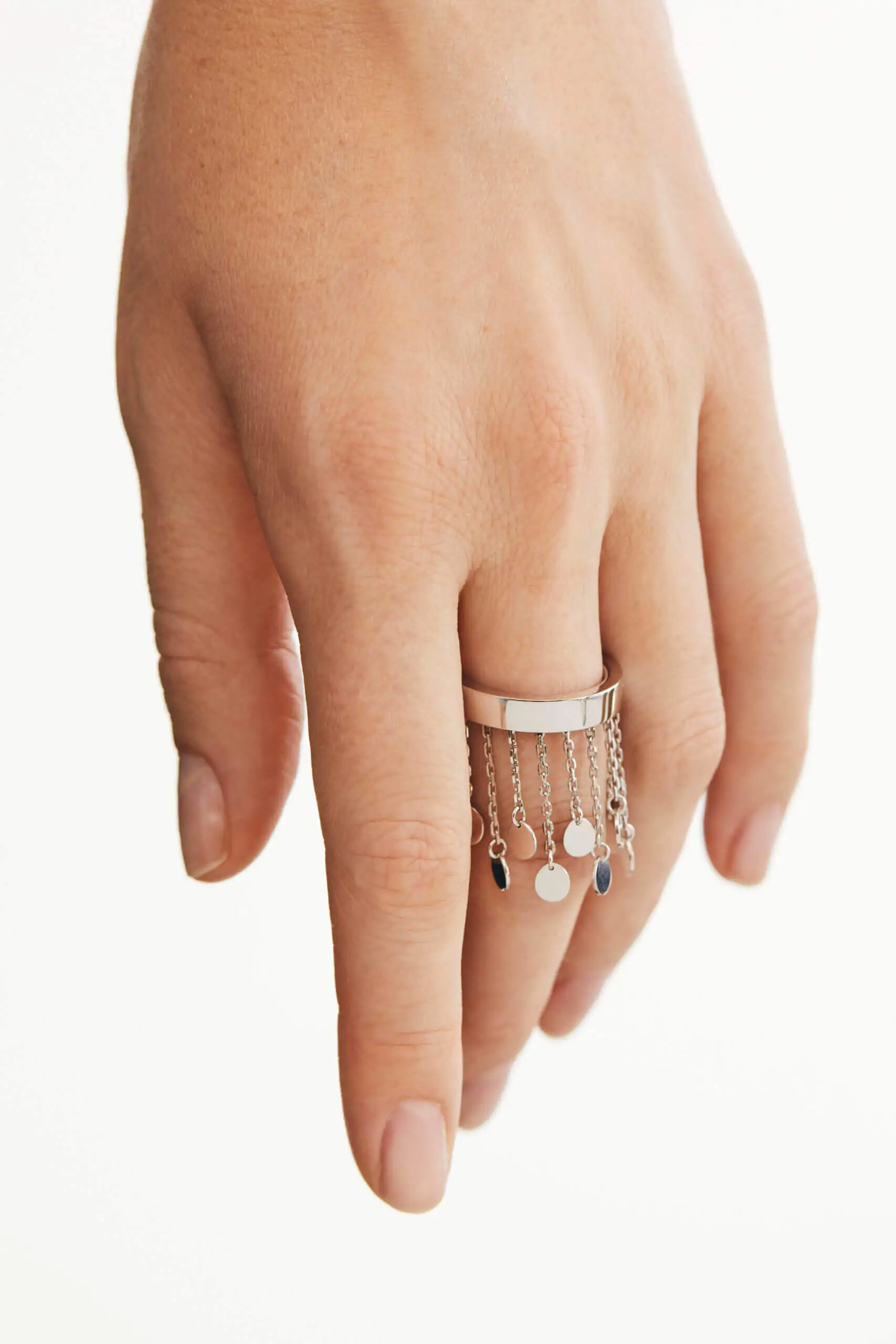 Rings Flats Chainfall Ring, white gold with luxury craftsmanship from Guzema