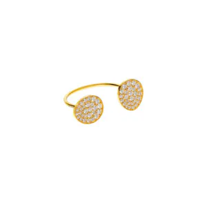 Yellow gold diamond ring with exquisite details