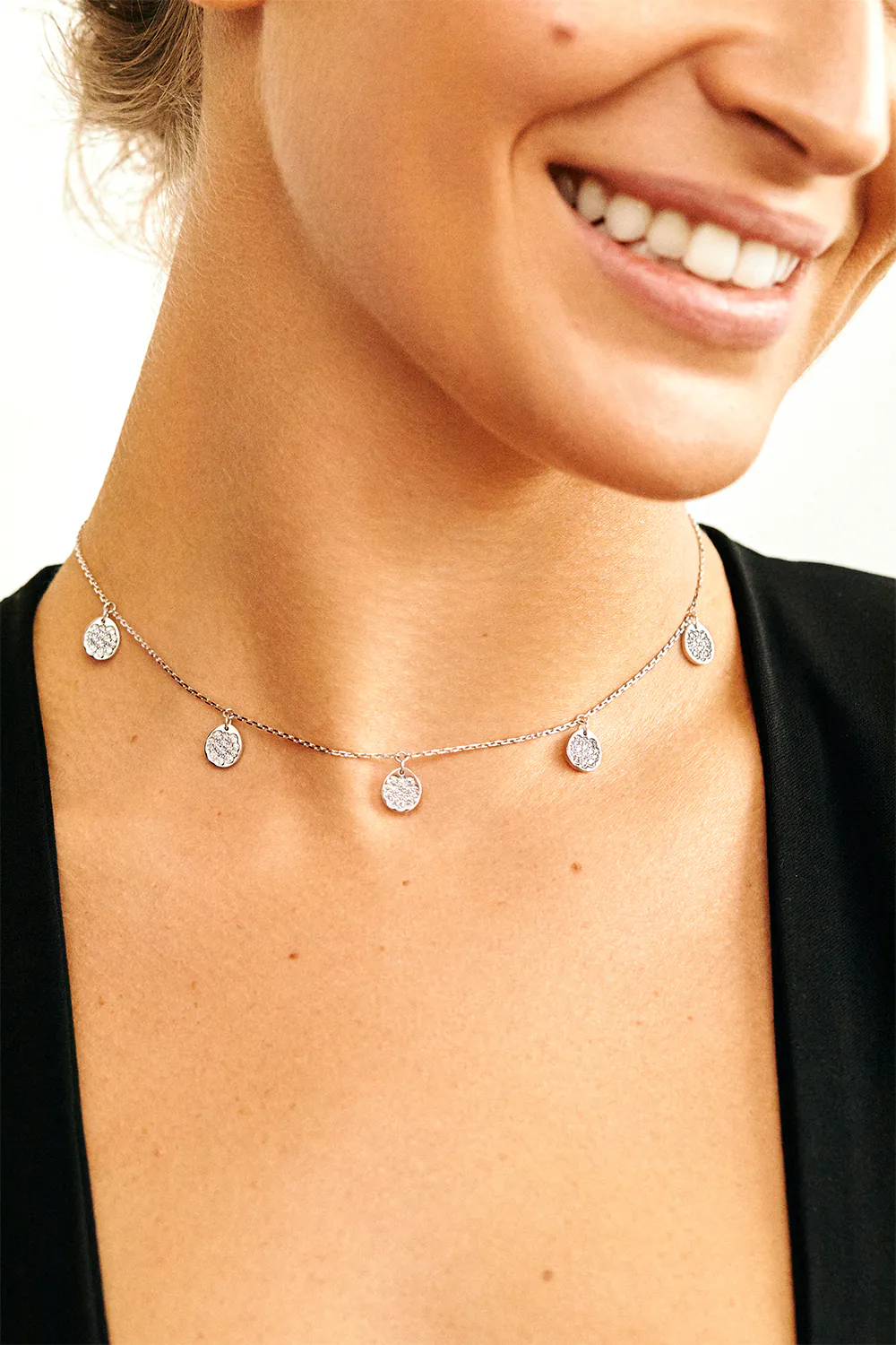 Custom Necklaces Flat Quintet Necklace, diamonds, white gold for a luxurious style