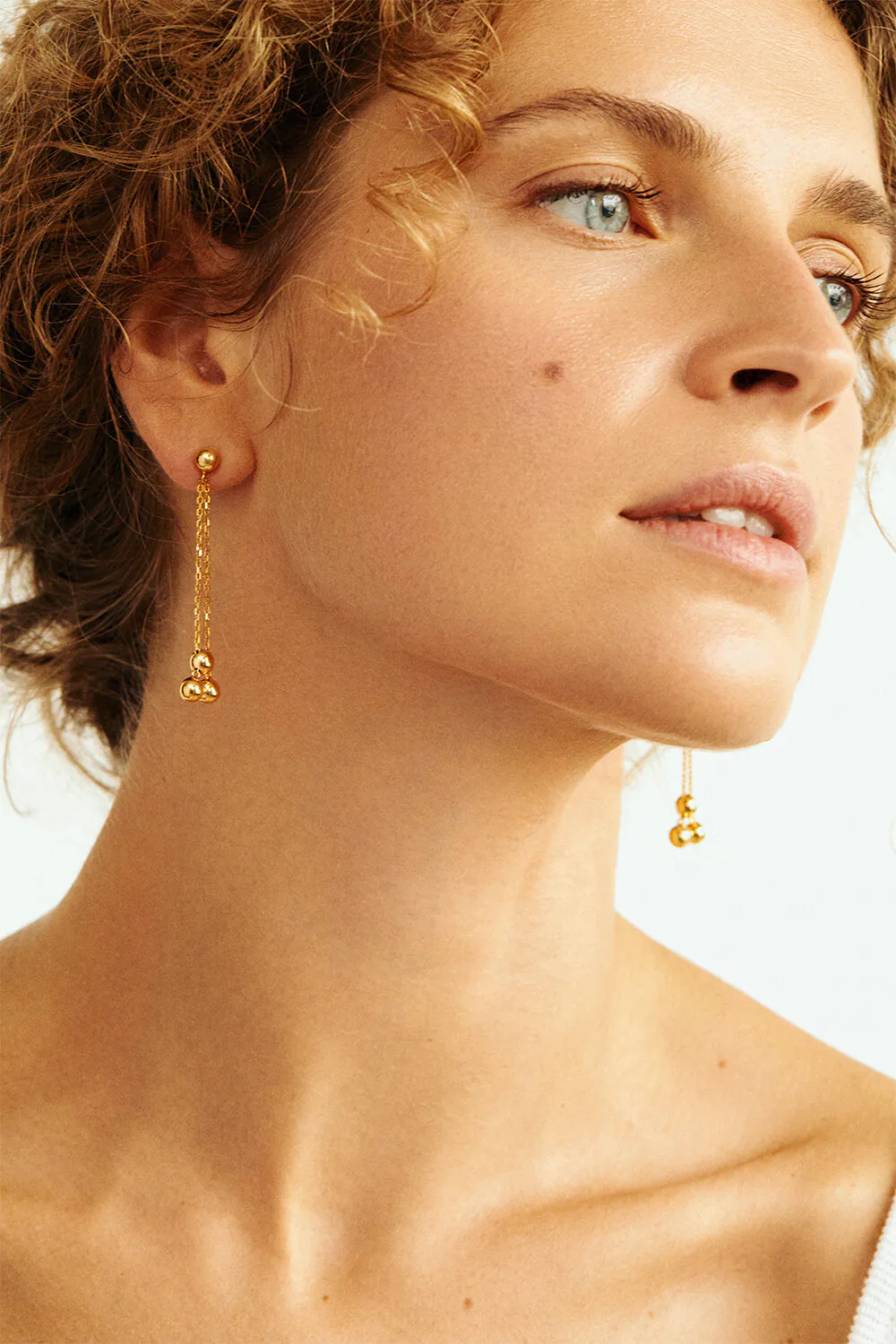 Earrings Orbs Transformer Earrings, yellow gold with timeless design by Guzema