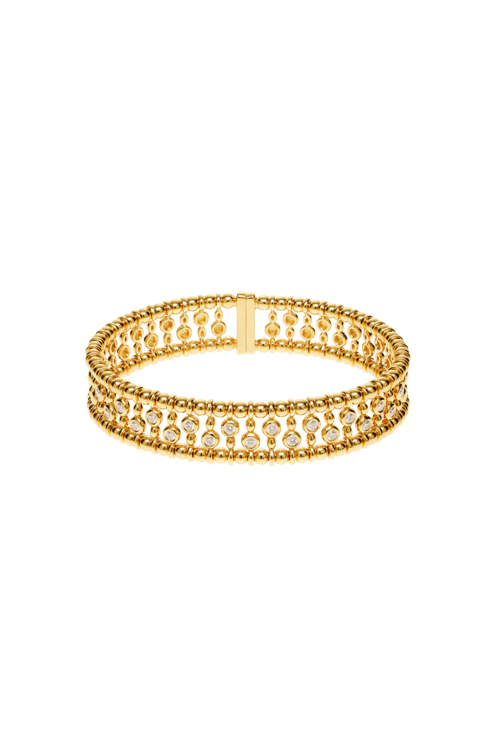 Bracelets Bold Diamond-Set Bracelet, yellow gold with modern elegance