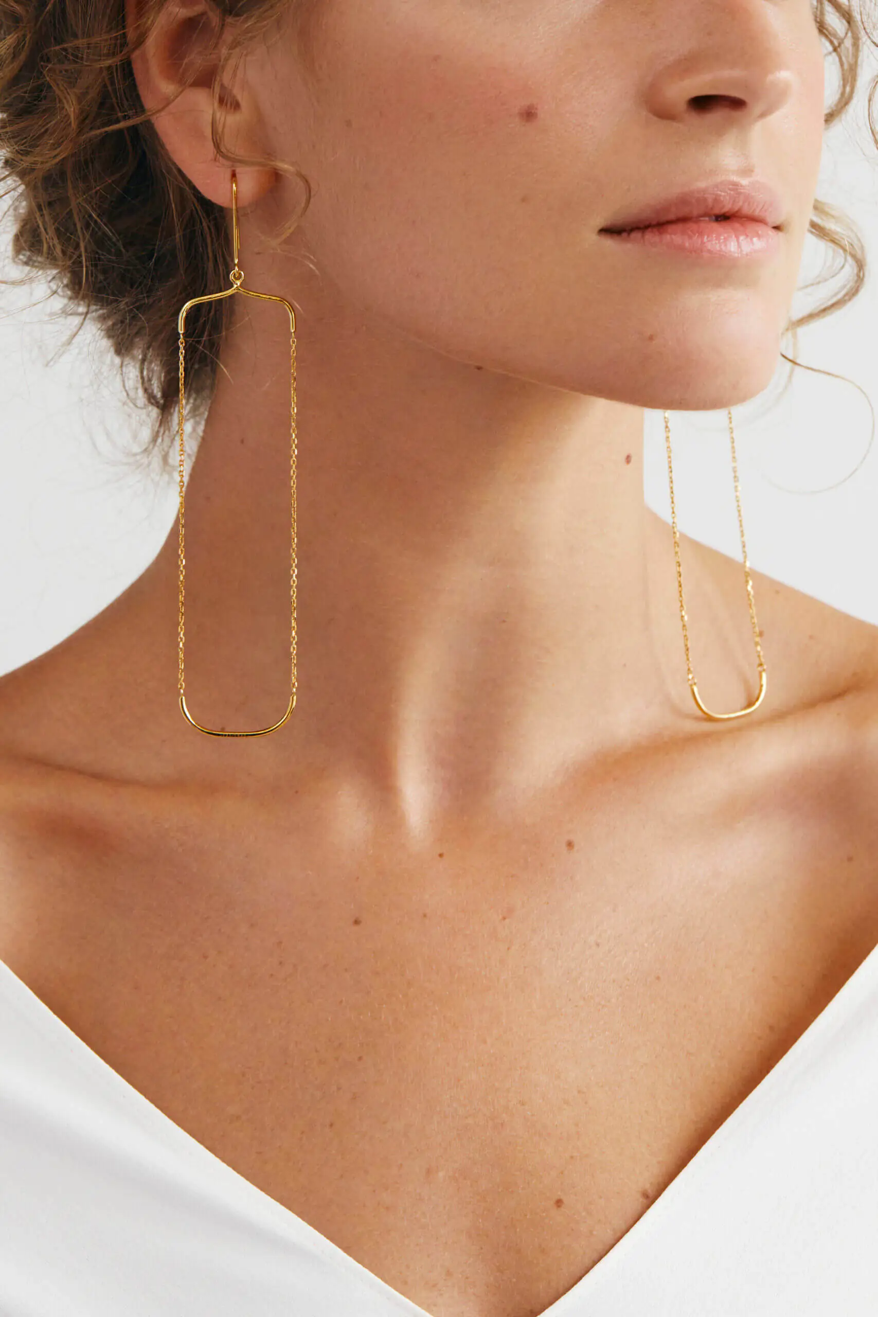 Earrings Hanger earrings, yellow gold for a unique and sophisticated look