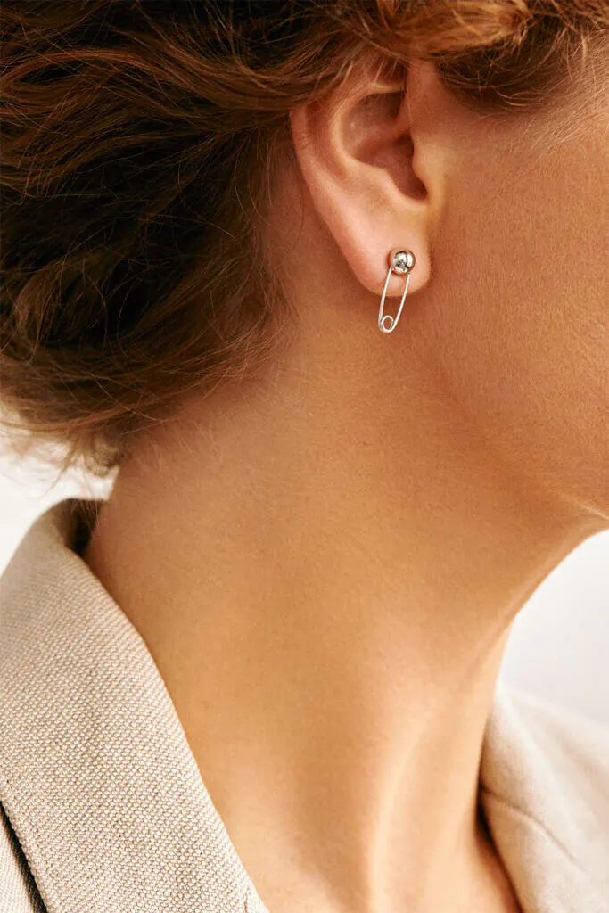 Earrings Pin Earrings, white gold for stylish and elegant looks