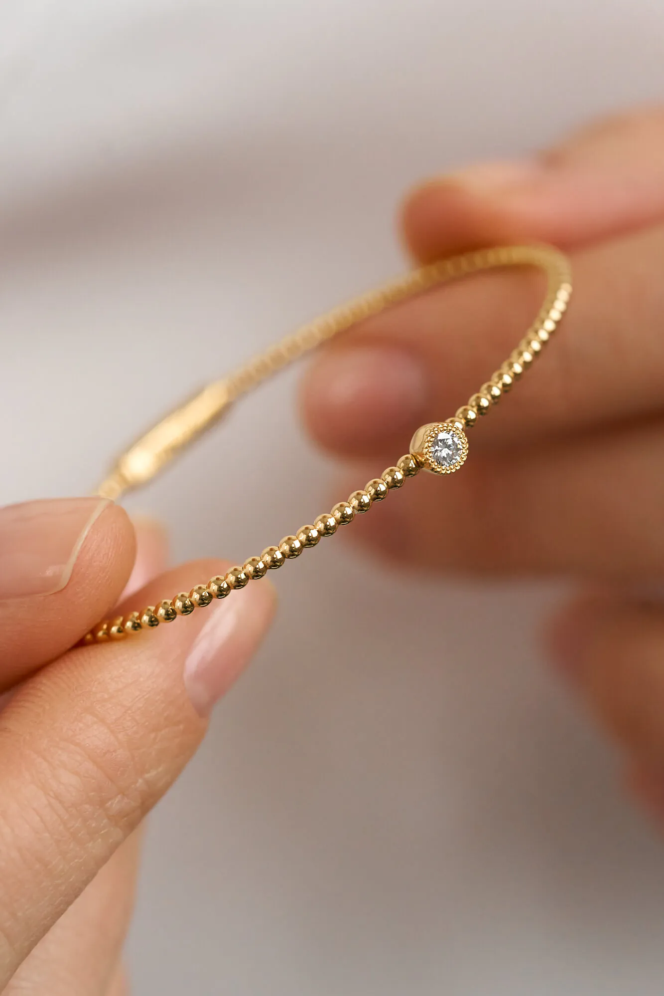 Bracelets Central Diamond Bracelet, yellow gold with modern elegance