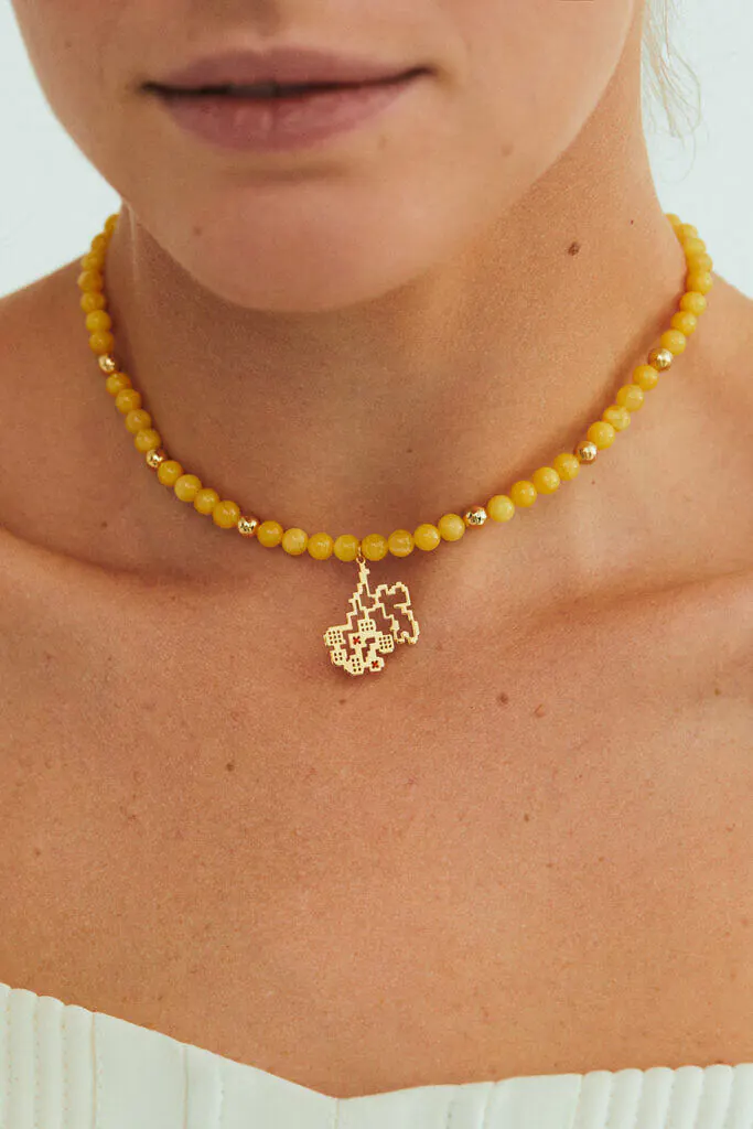 Custom Necklaces Amber Kalyna Necklace, yellow gold for a luxurious style