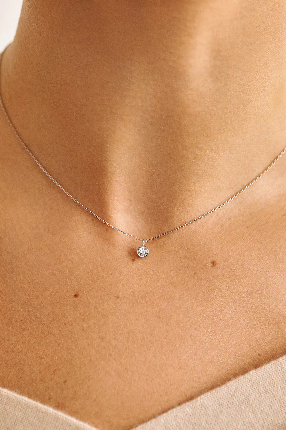 Exclusive Necklaces Diamond Drop Necklace, white gold from Guzema