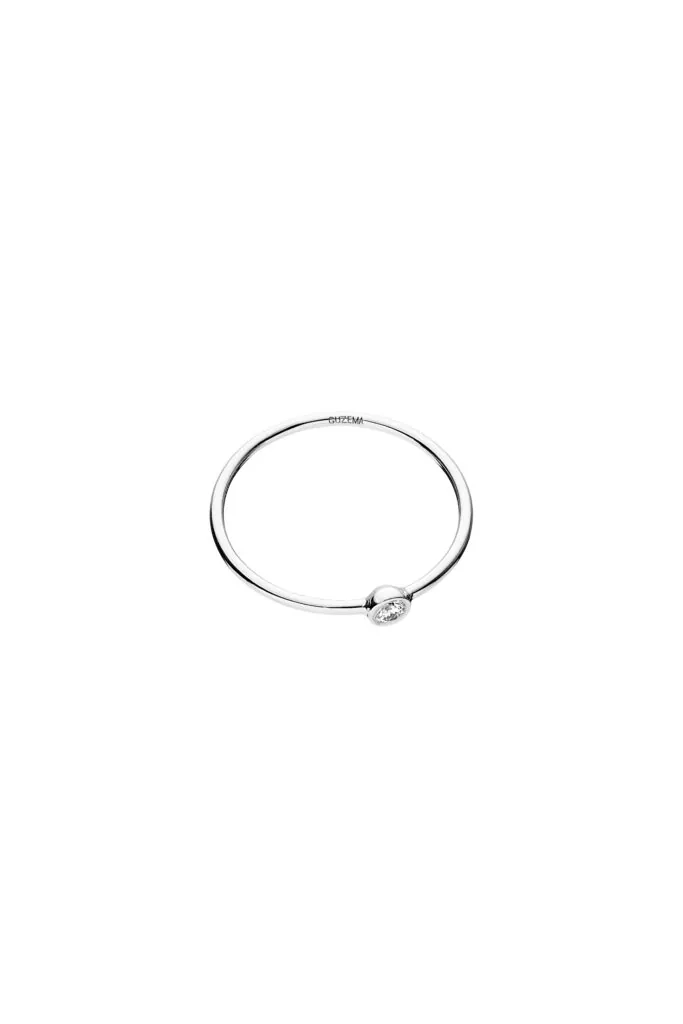 Mono Diamond Ring