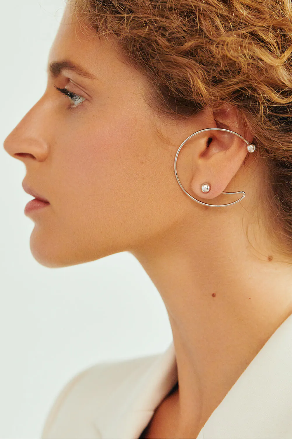 Earrings Moon Arc Mono Earring, white gold for a unique and sophisticated look