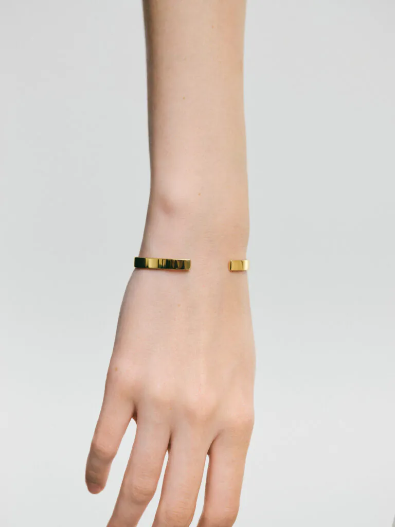 Bracelets Arc Bracelet, yellow gold for everyday elegance