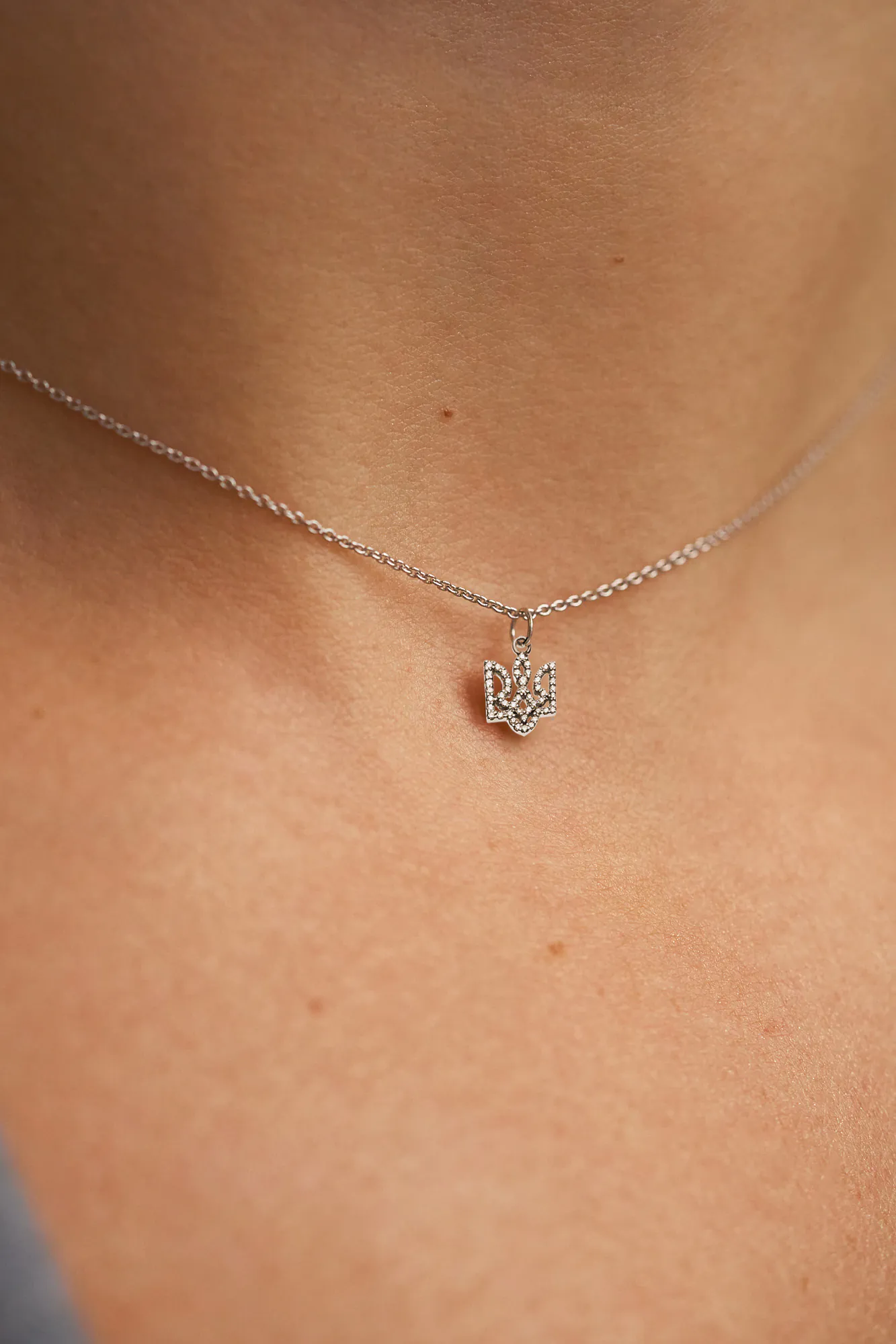 Necklaces Trident Necklace with diamonds, white gold with fast delivery from Guzema