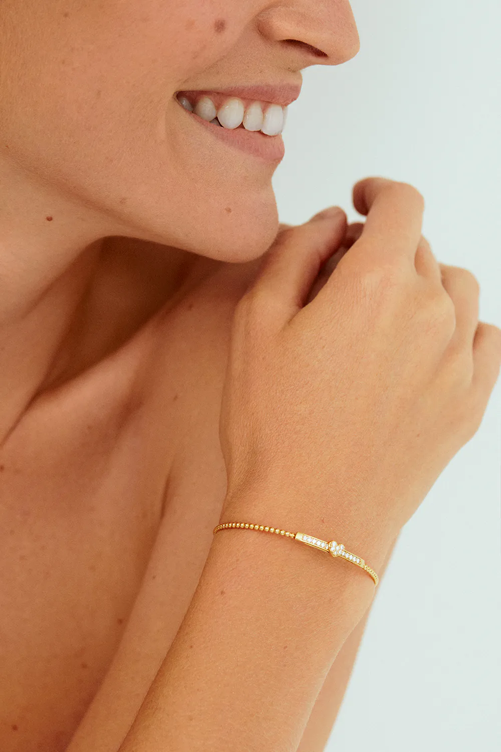 Best Dynamic Heart Bracelet, yellow gold for any occasion