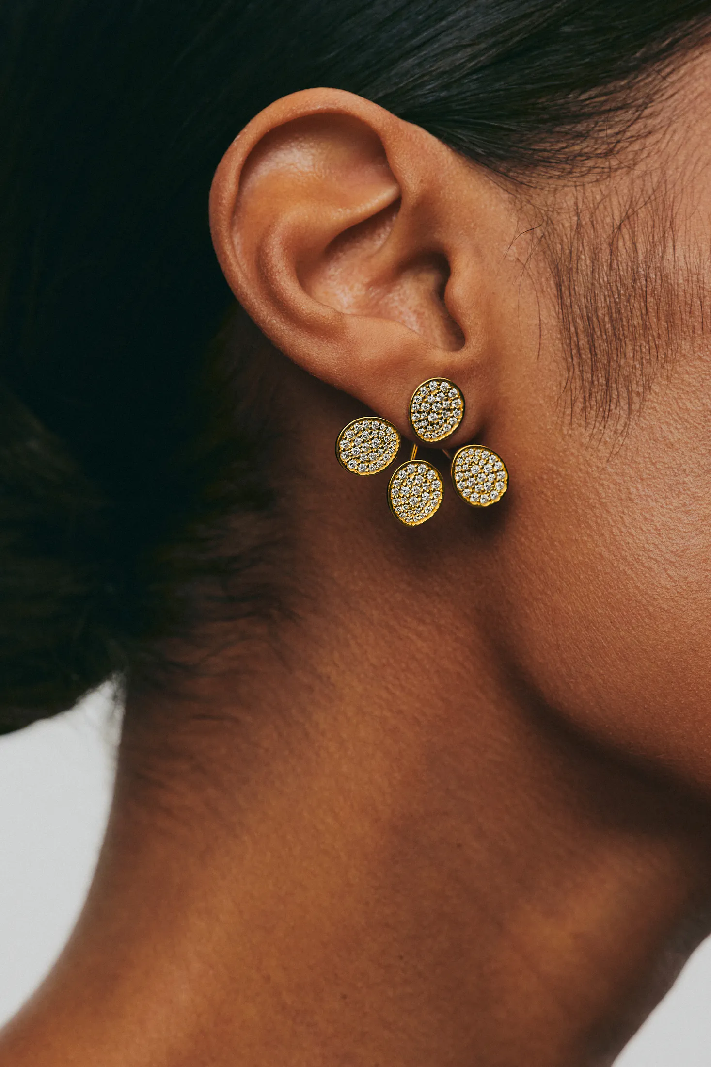 Earrings Tetra Flat Earrings, diamonds, yellow gold with timeless design by Guzema