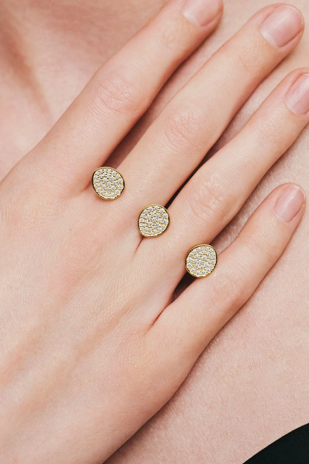 Rings Trio Flat Ring, diamonds, yellow gold available online with expert craftsmanship