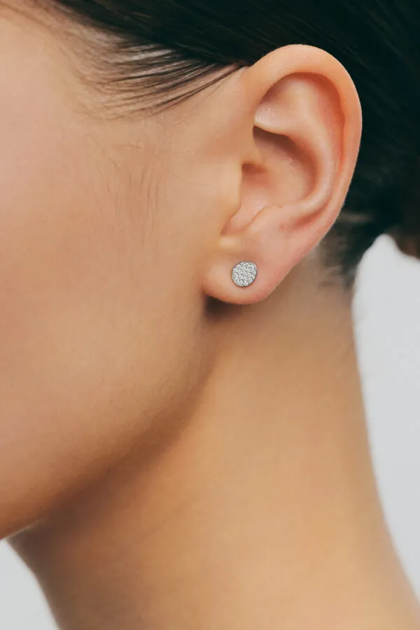Earrings Flat Mini Earrings, diamonds, 6 mm, white gold with timeless design by Guzema