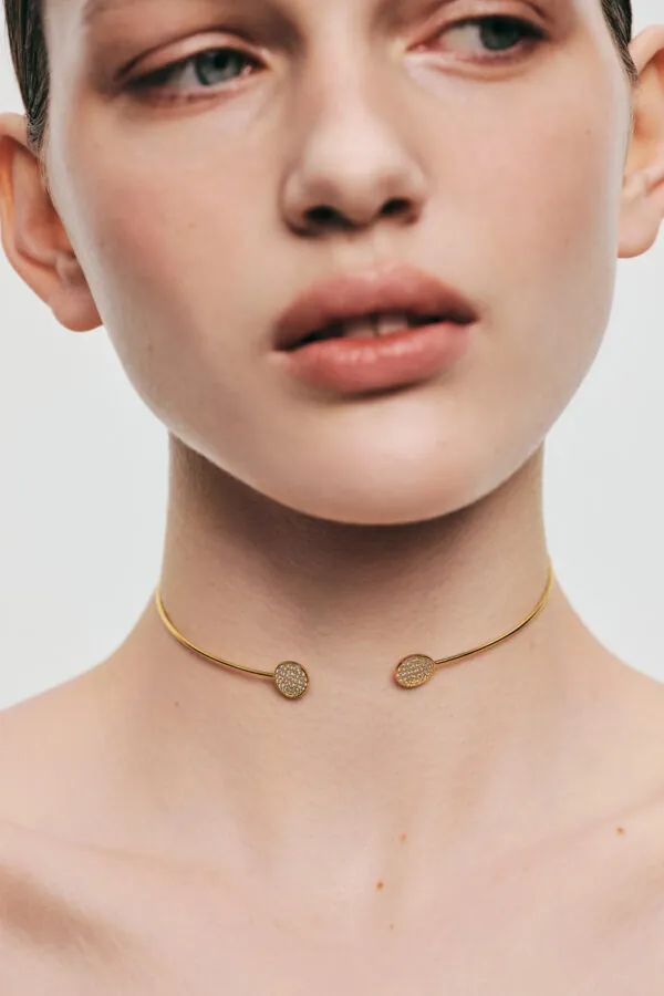 Chokers Flat Choker, diamonds, yellow gold with a unique touch from Guzema