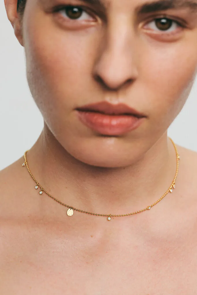 Custom Necklaces Orbs Necklace with Flat and Diamonds, Yellow Gold for a luxurious style